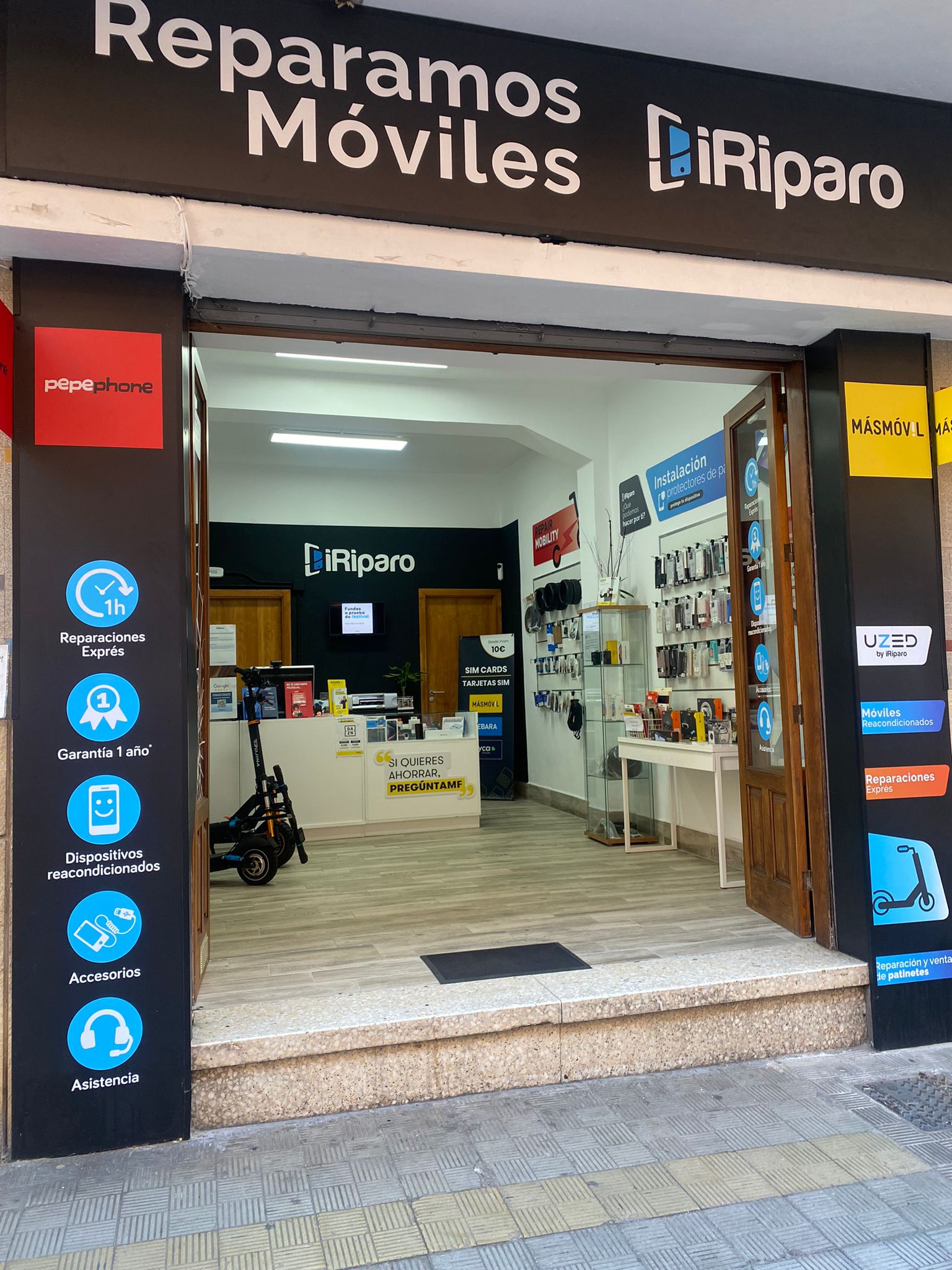 fachada%20la%20laguna.jpg